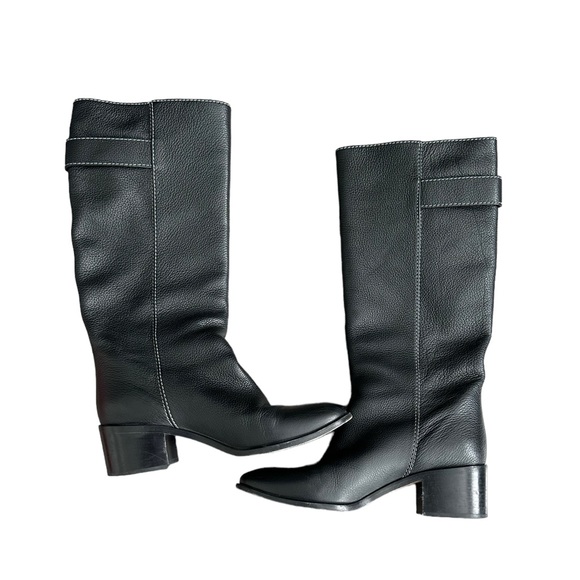 Chloe Pebbled Black Leather Boots - Picture 3 of 10